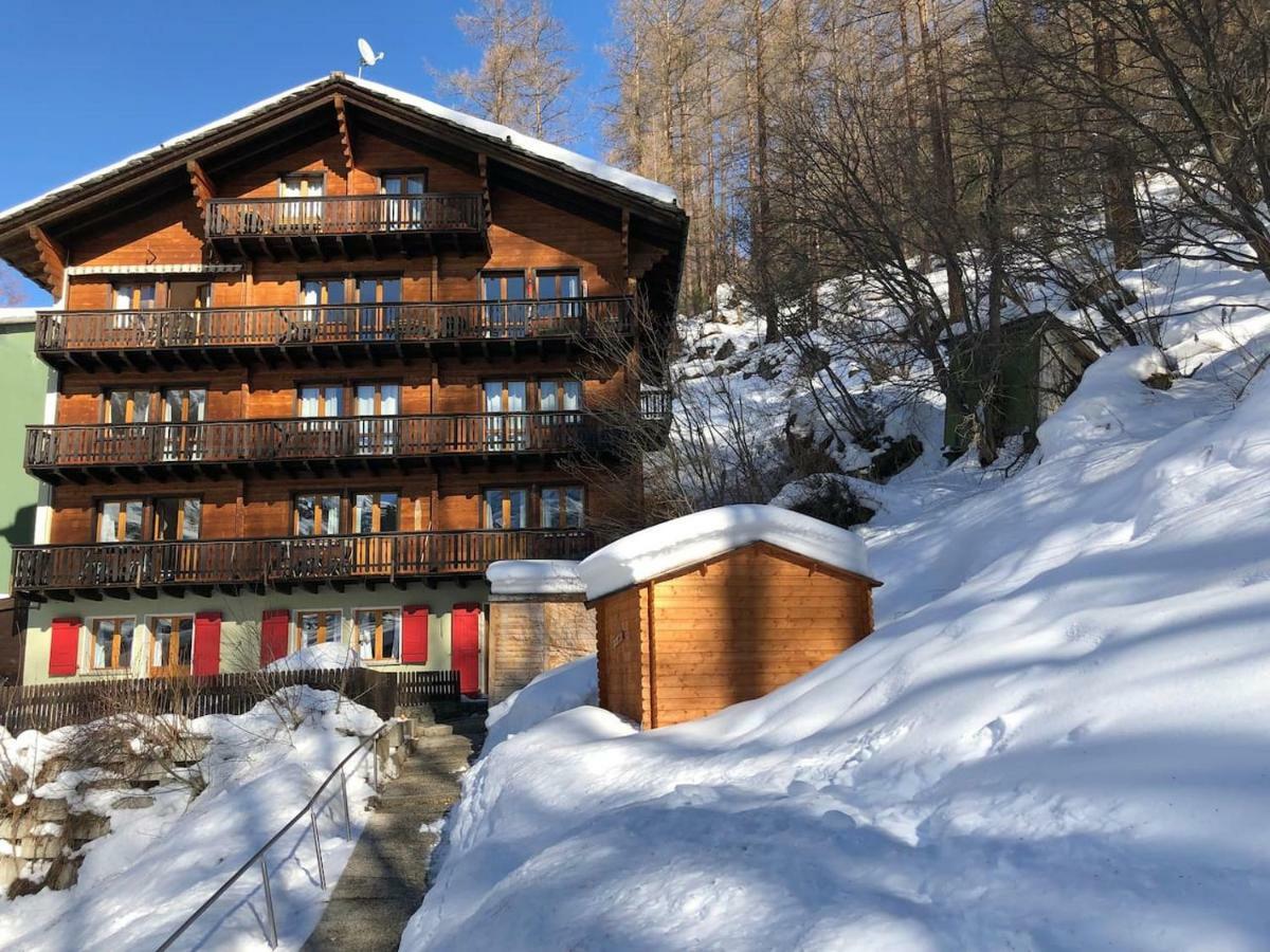Apartment With Beautiful Views In
