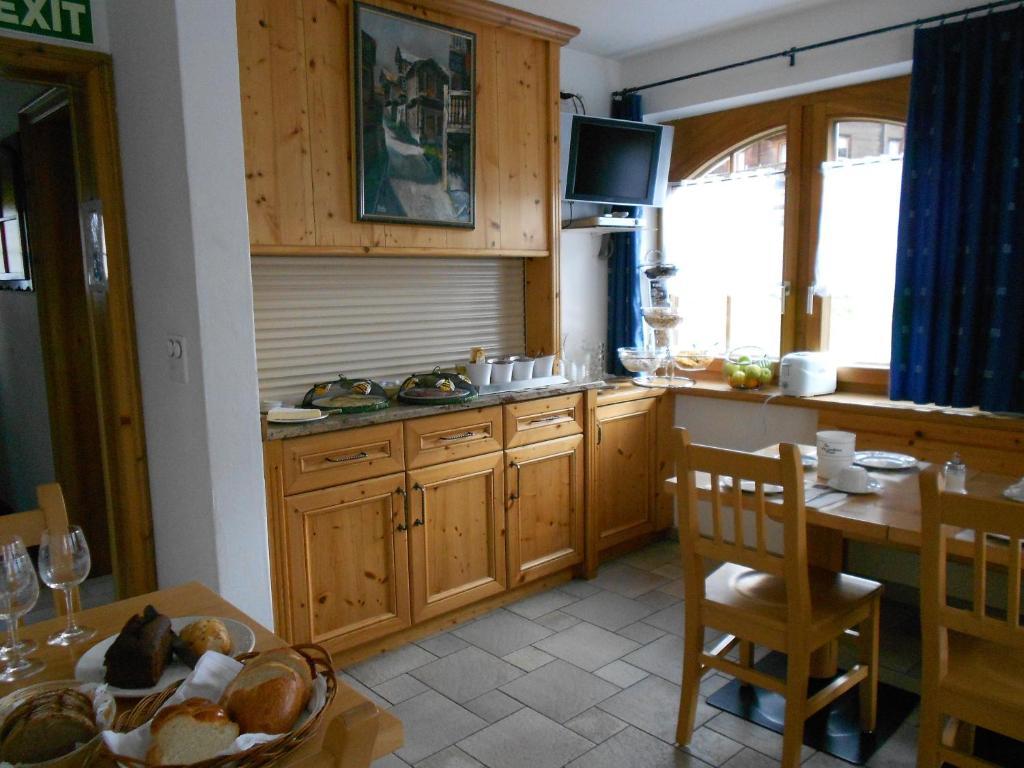 Hotel Mazot Zermatt 3*