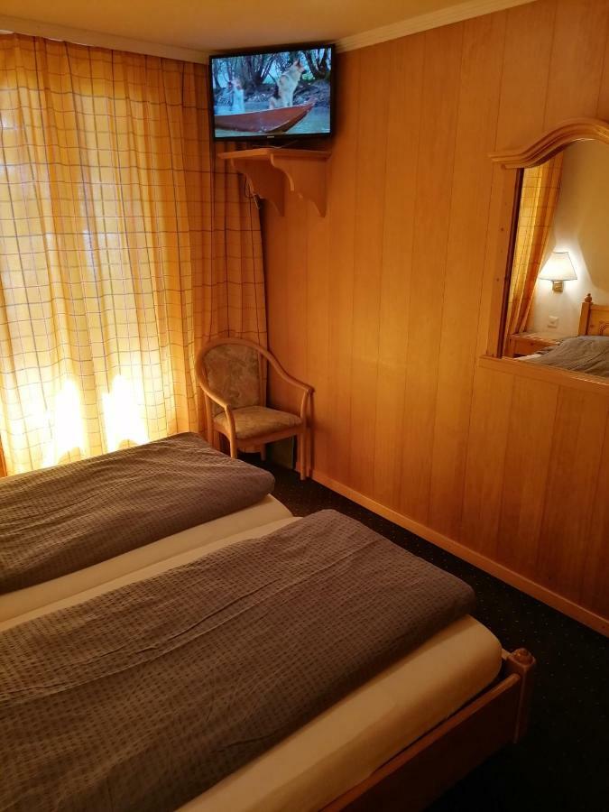 Petit Helvetia Budget Hotel Zermatt