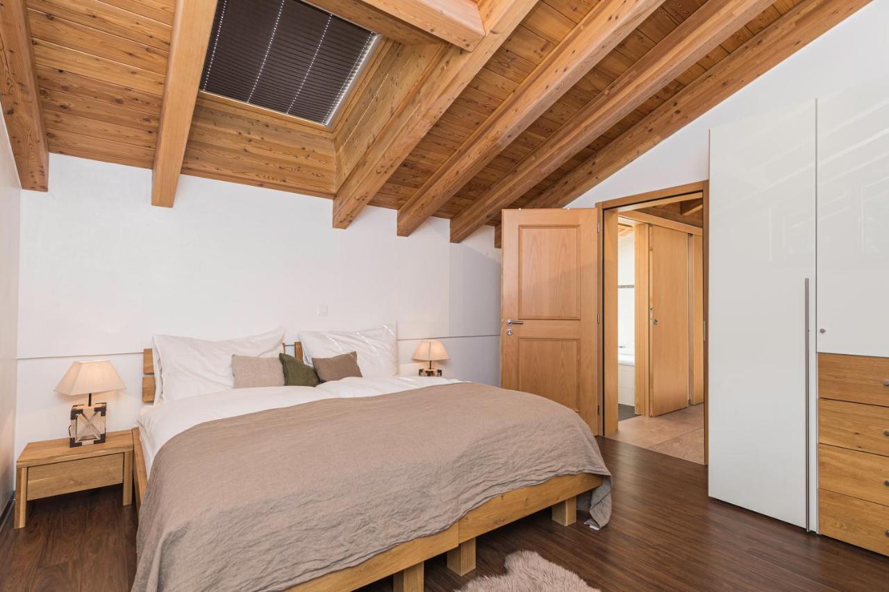 Monte Cristo Apartment *