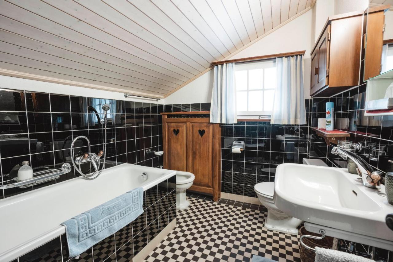 Alpine Chalet Turquino
