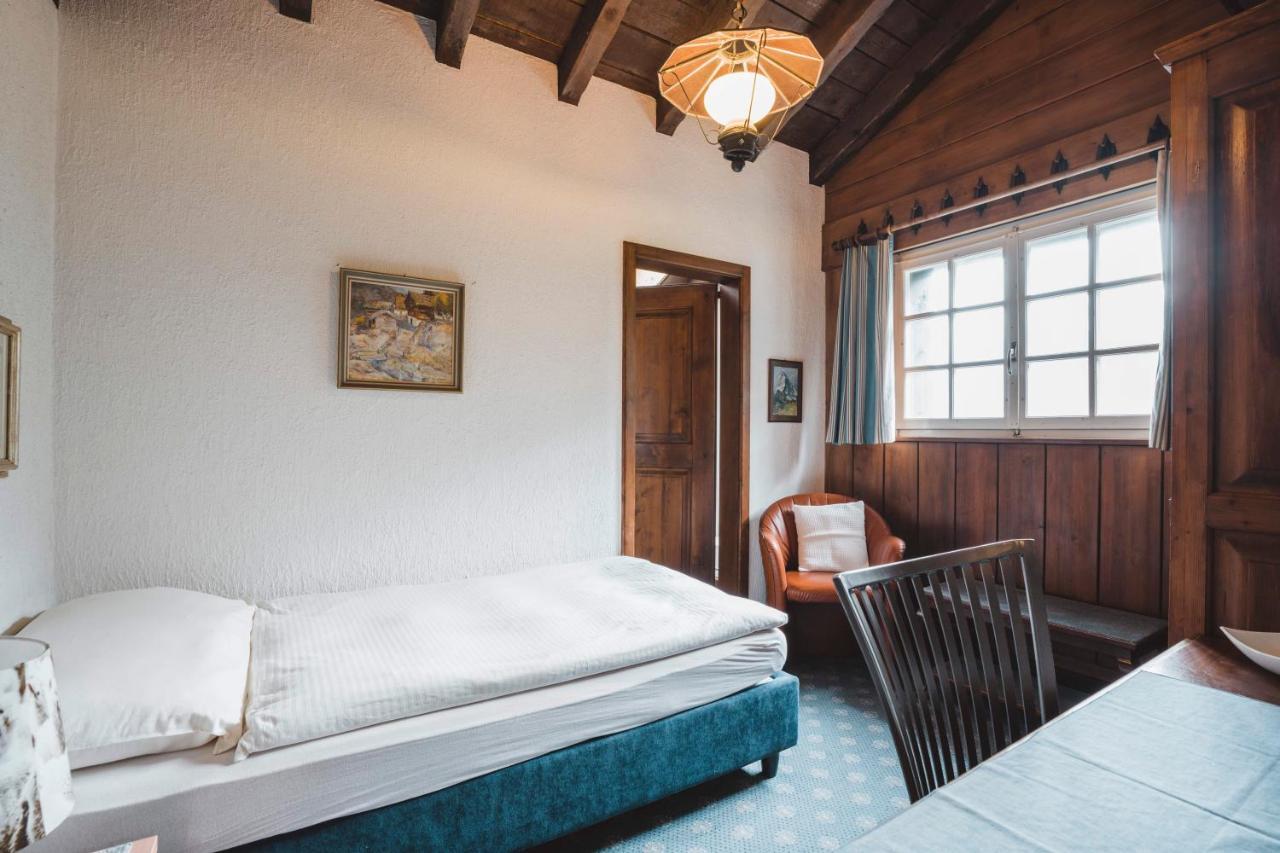 Alpine Chalet Turquino