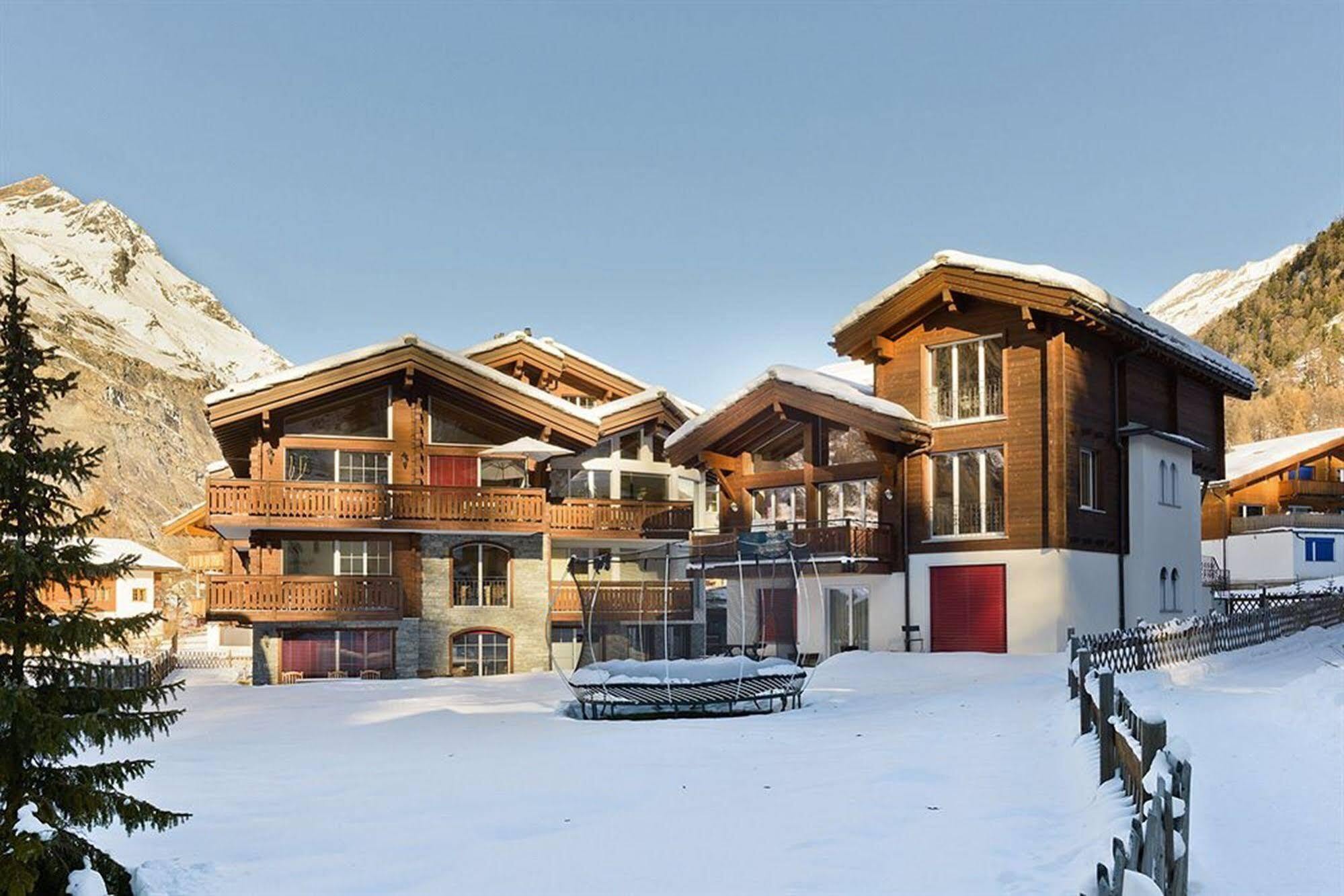 Monte Cristo Apartment *