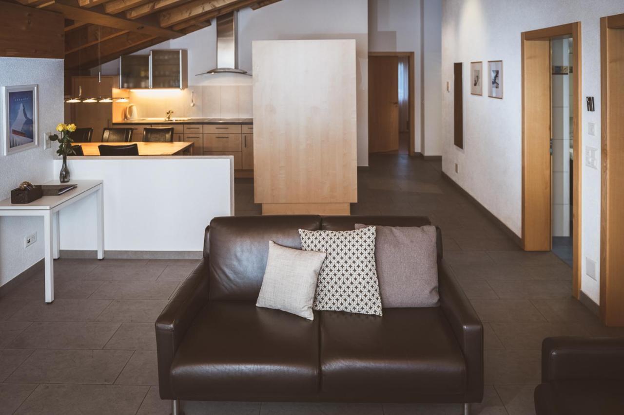 Apartment Haus Mischabel
