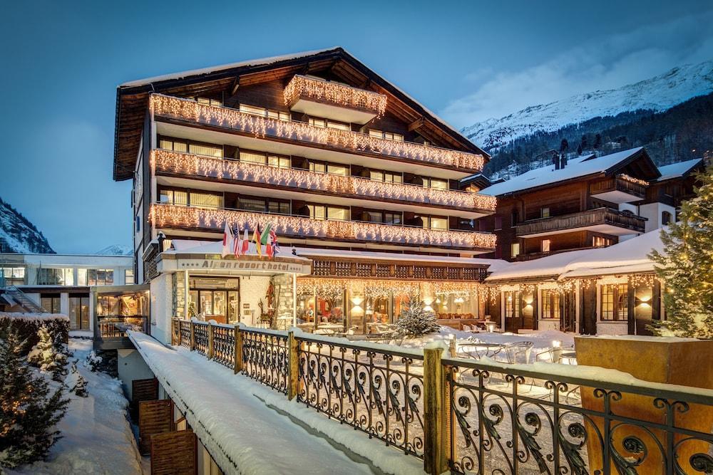 Hotel Alpen 4*