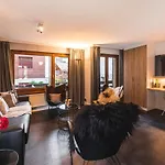 Central & Elegant Apartments,Partially With Fireplace, By Zermatt Rental