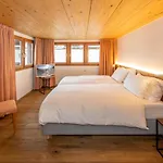 Haus Genepy
