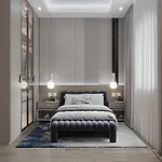 Vip-Designer-Wohnung Im Zentrum, Wunderschoenes Schwimmbad