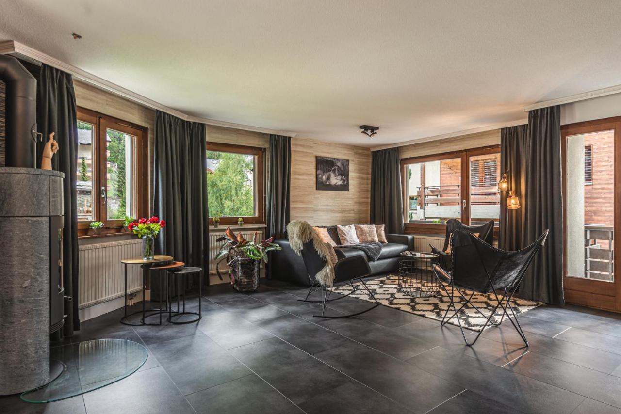 Central & Elegant Apartments,Partially With Fireplace, By Zermatt Rental Apartment *