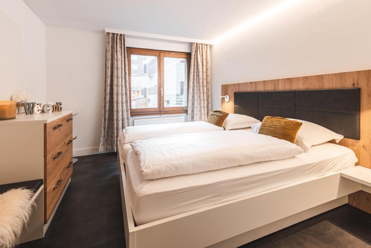 Apartment Central & Elegant Apartments,Partially With Fireplace, By Zermatt Rental