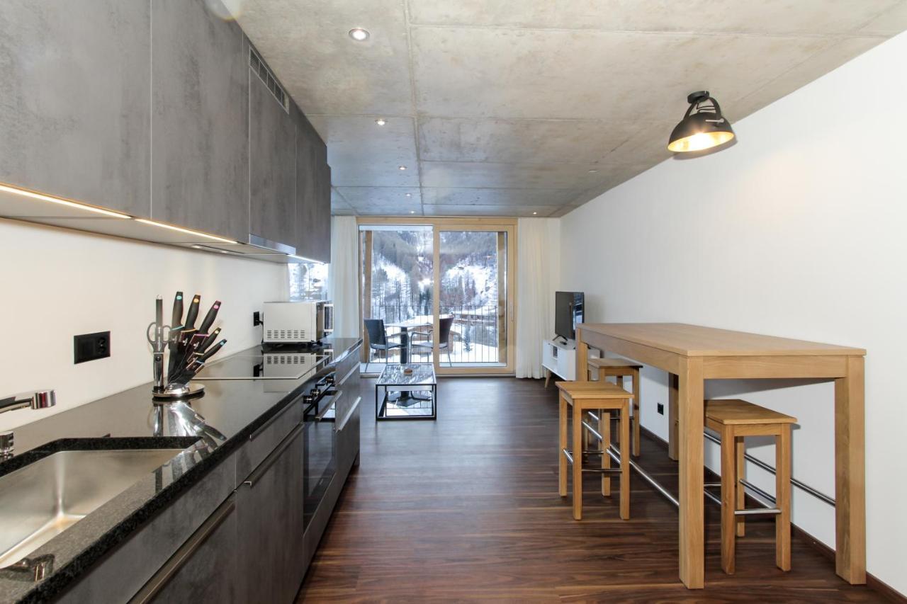 House Mojo Apartment
