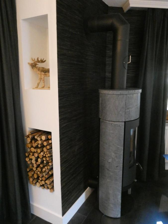 Central & Elegant Apartments,Partially With Fireplace, By Zermatt Rental *