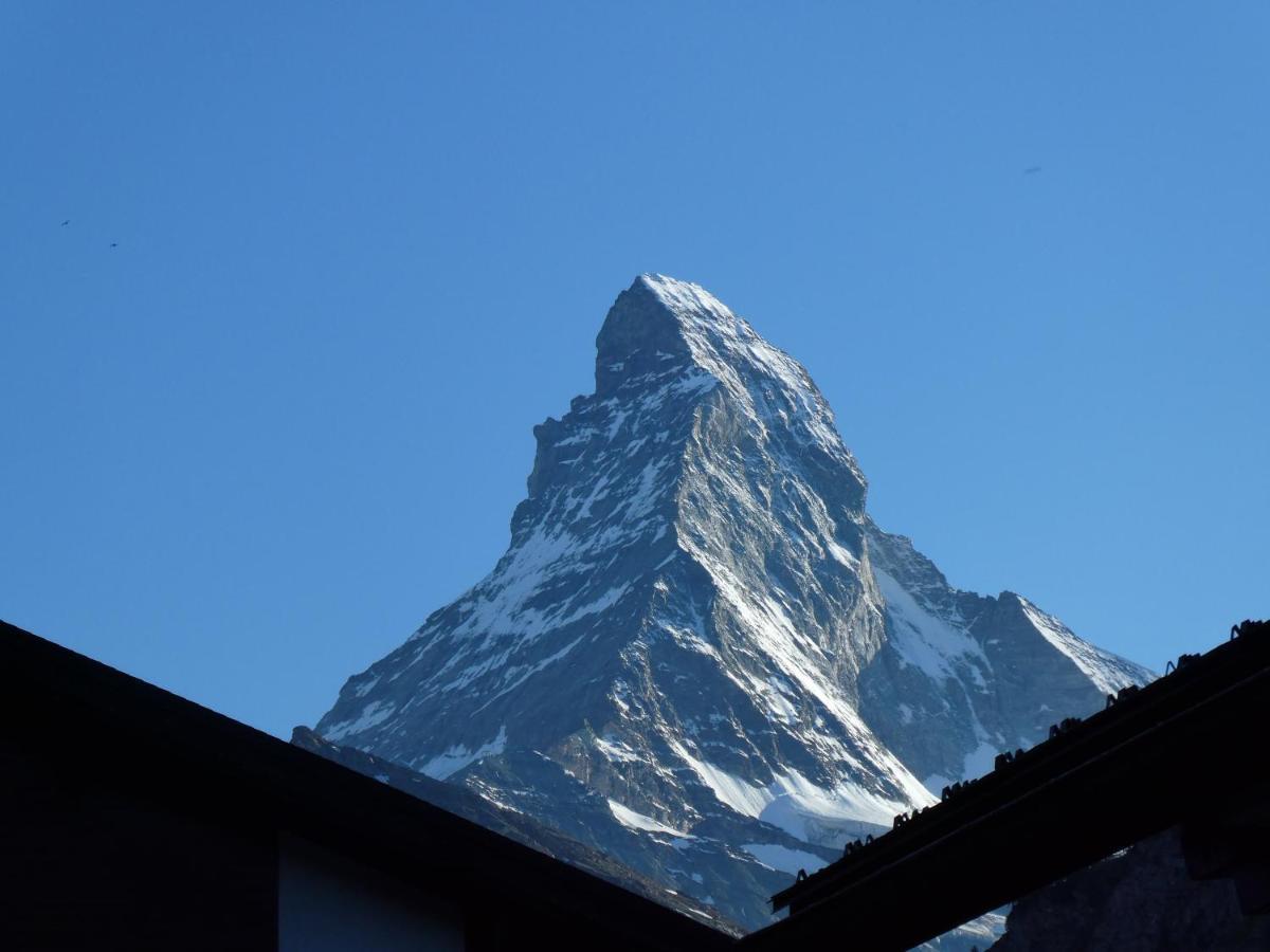 Central & Elegant Apartments,Partially With Fireplace, By Zermatt Rental Apartment