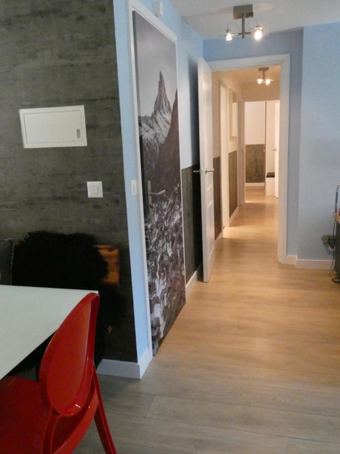 Central & Elegant Apartments,Partially With Fireplace, By Zermatt Rental Apartment *