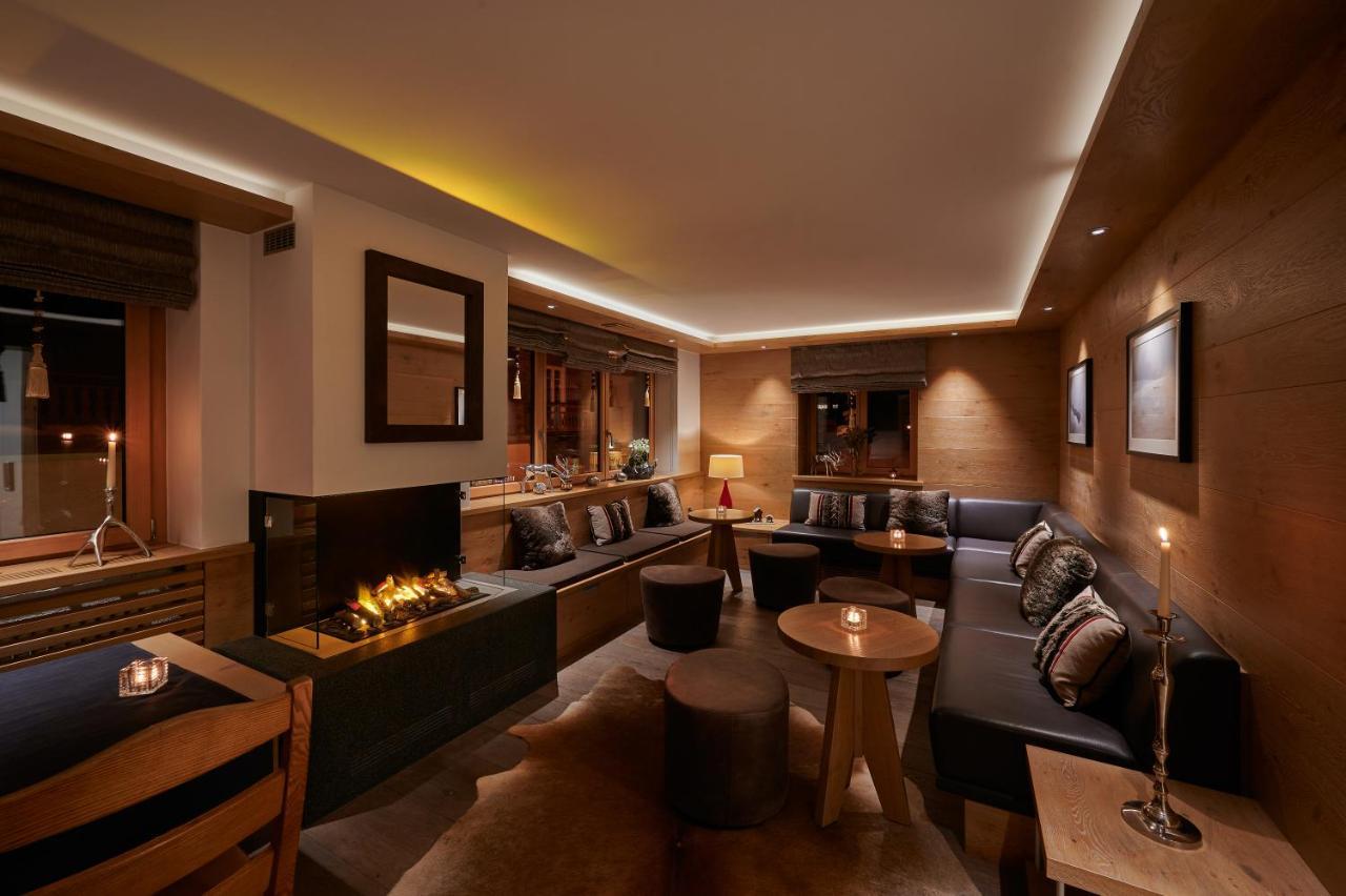 Hotel Ambiance 3*