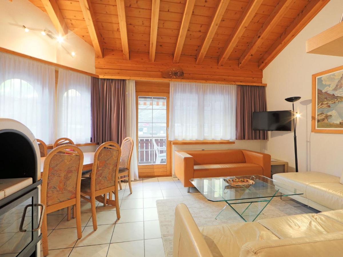Apartment Les Violettes By Interhome Zermatt