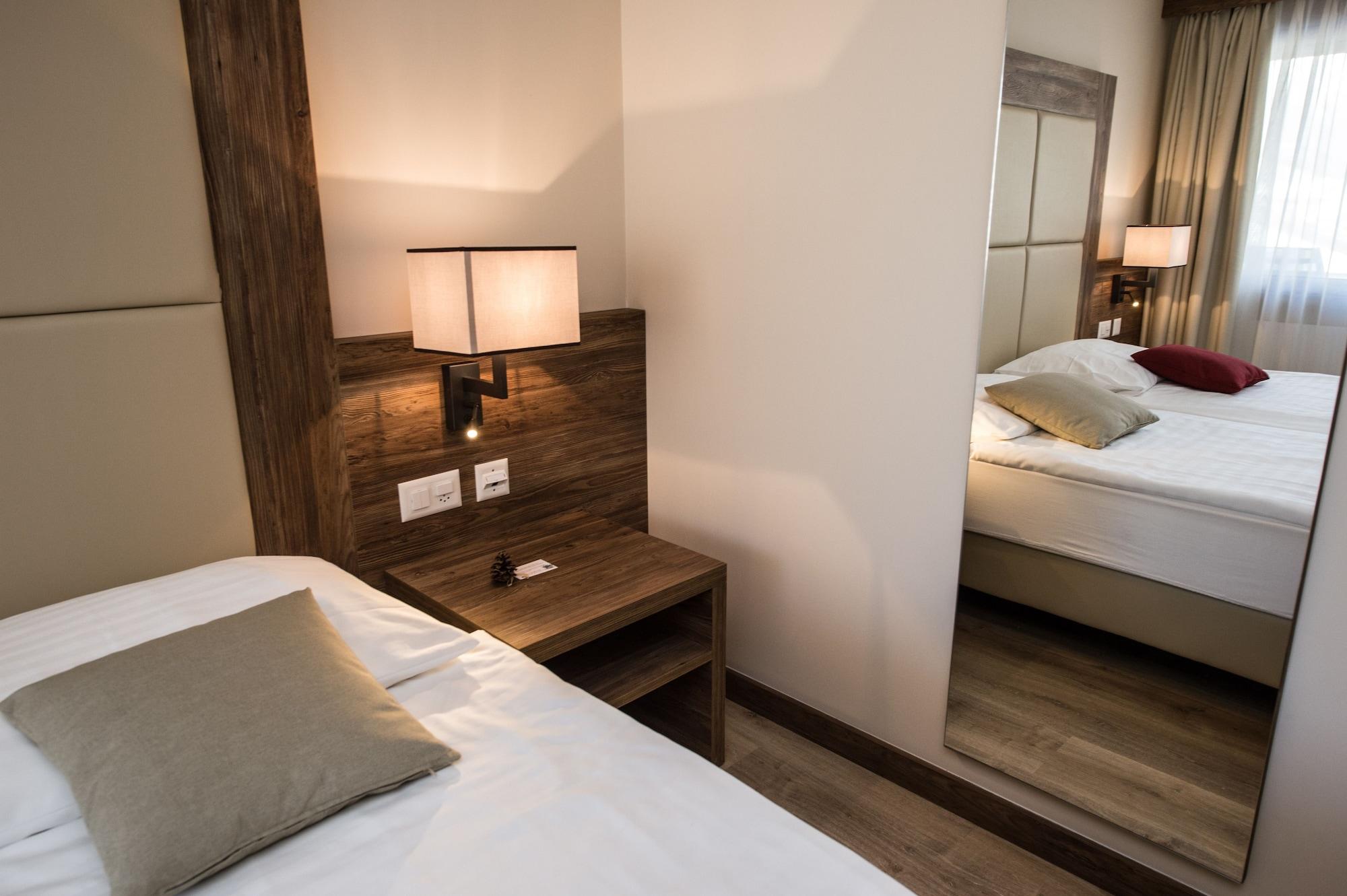 Ambassador Hotel 4*