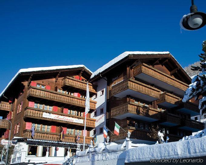 Ambiance Hotel 3*