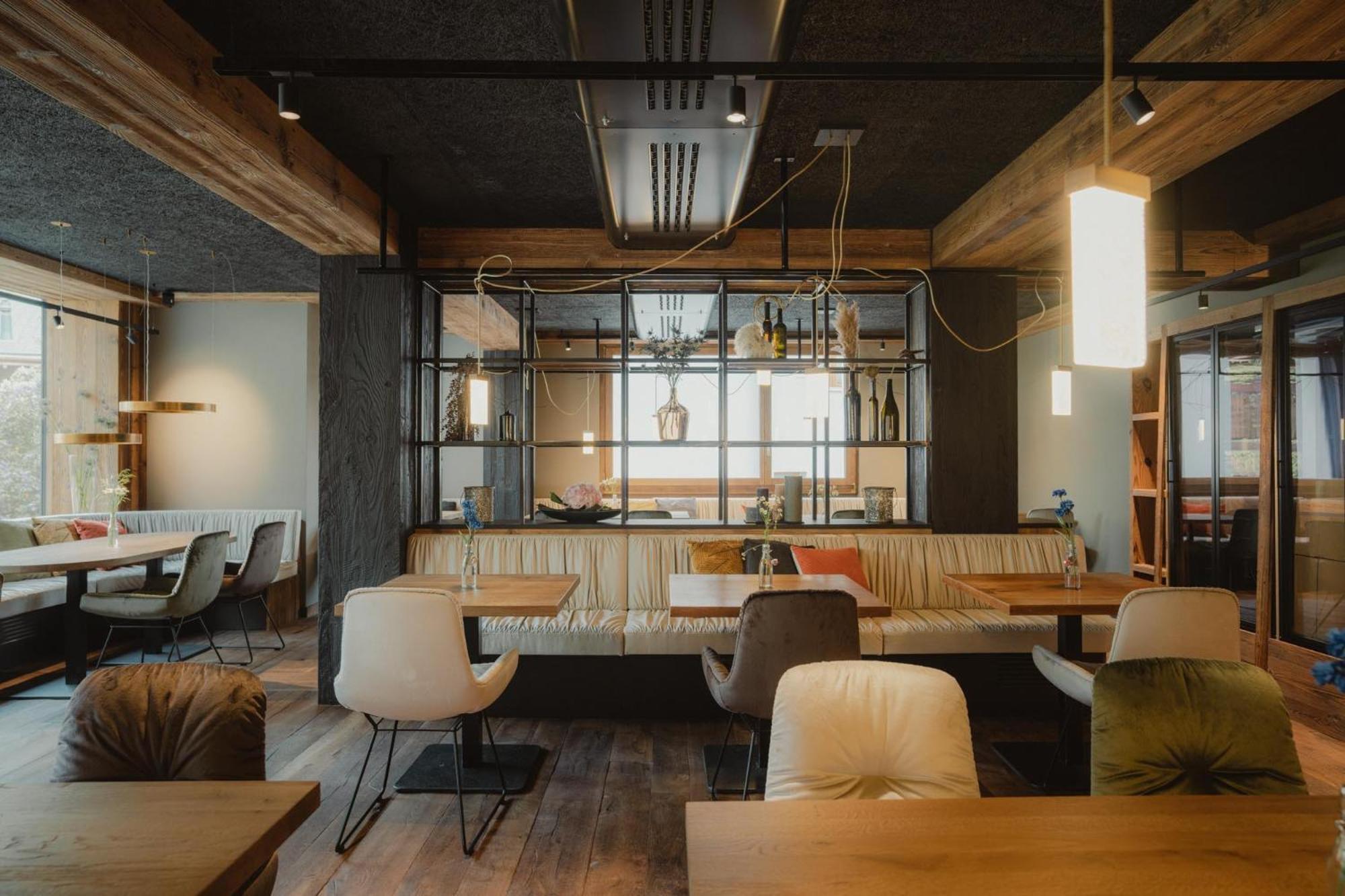 Hotel Europe & 4*