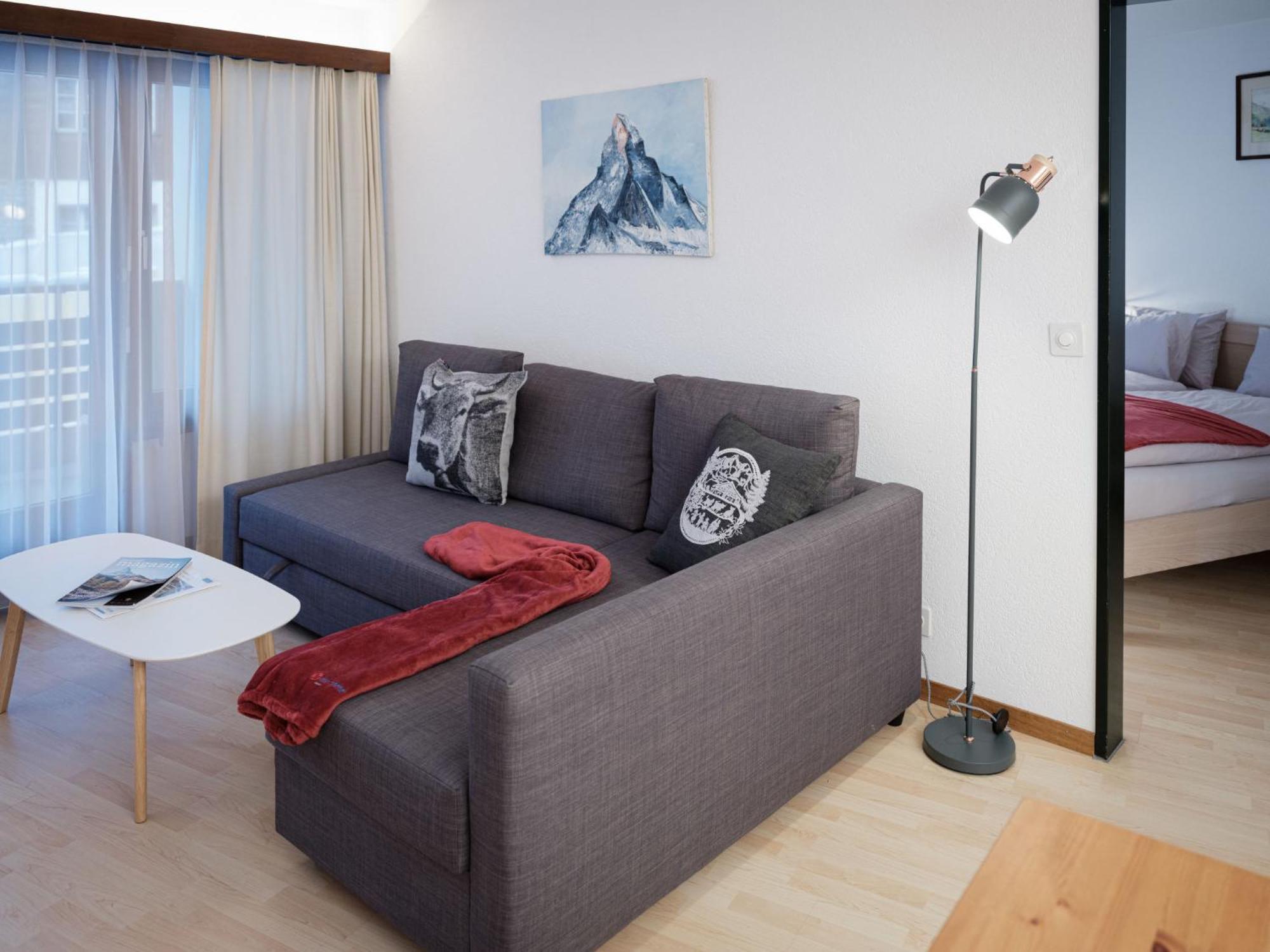 Apartment Pasadena-4 By Interhome