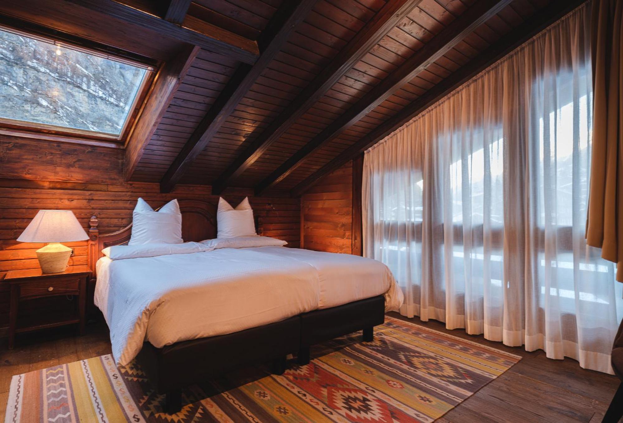 The Rex Hotel