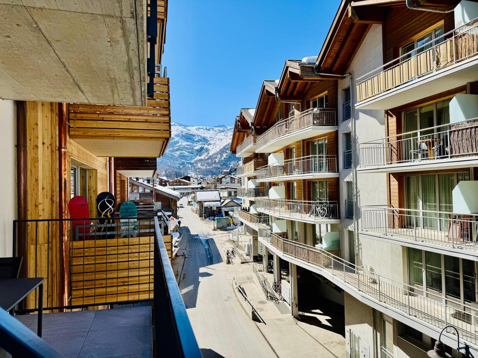 Hotel Peaky Riders Self Check-in Zermatt
