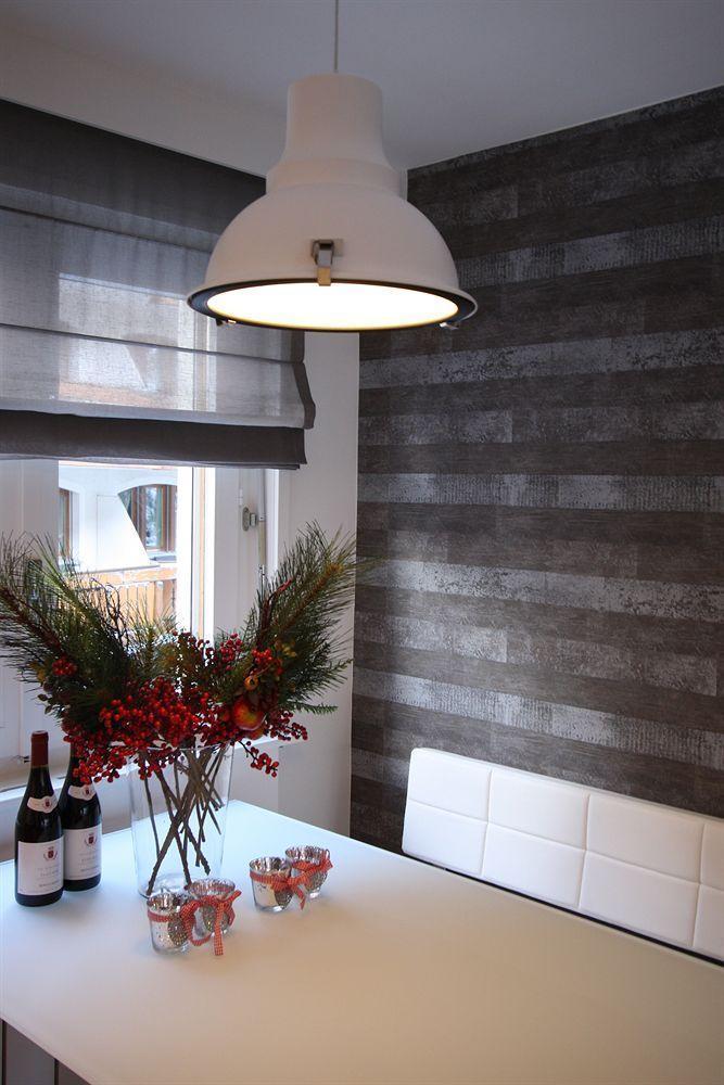 Central & Elegant Apartments,Partially With Fireplace, By Zermatt Rental
