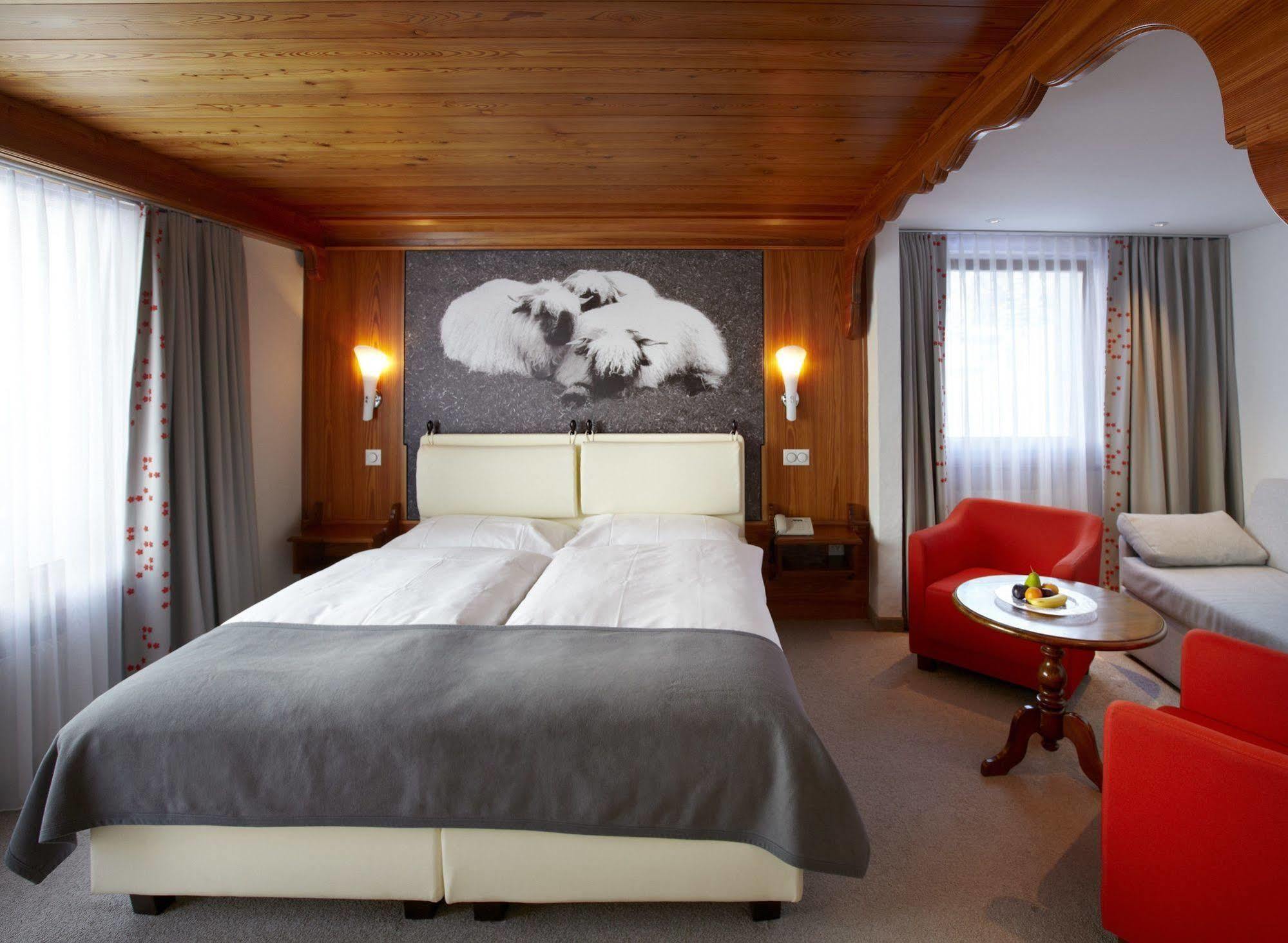 Europe & Hotel 4*