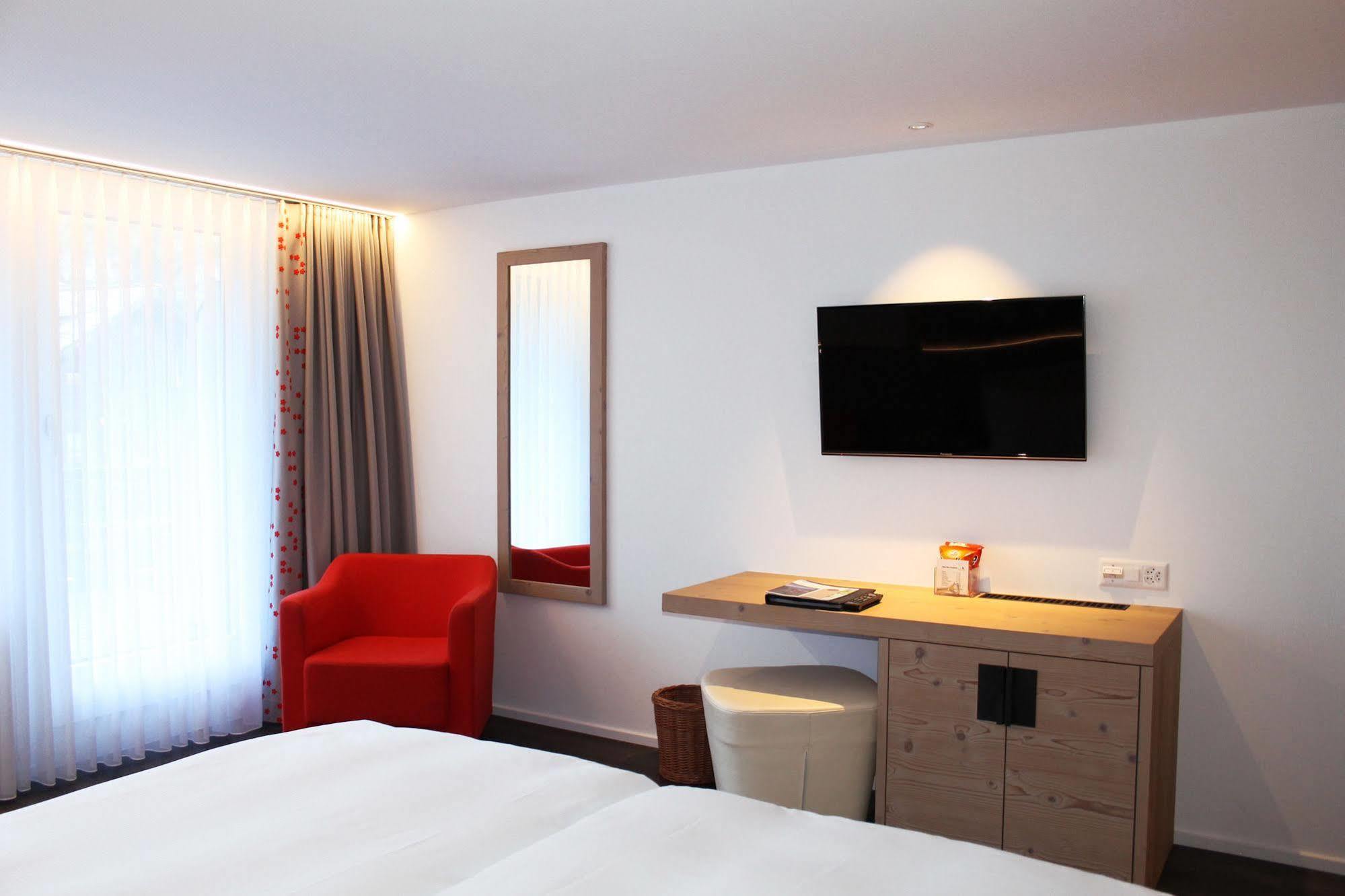 Europe & 4* Zermatt