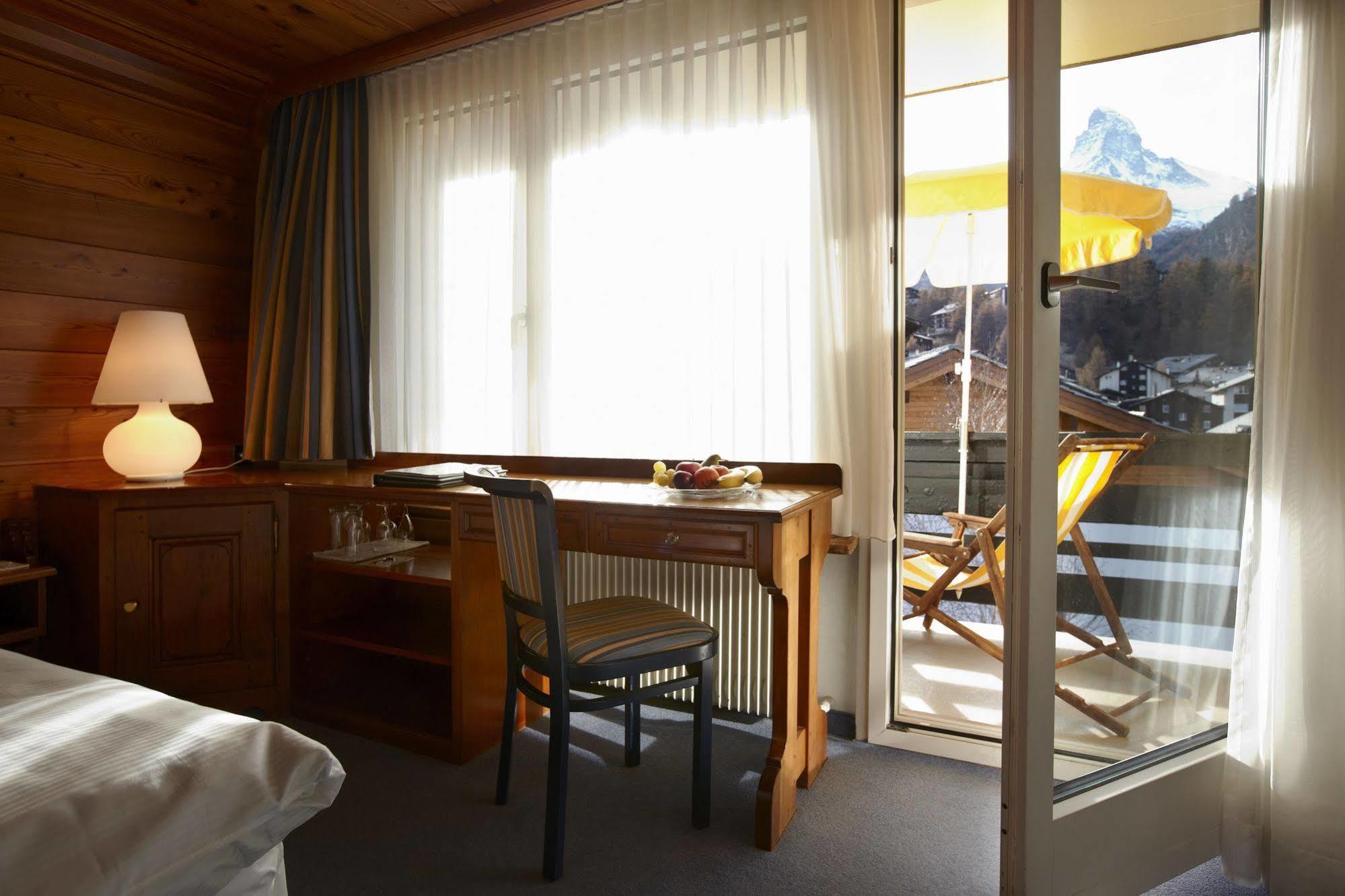Hotel Europe & 4*