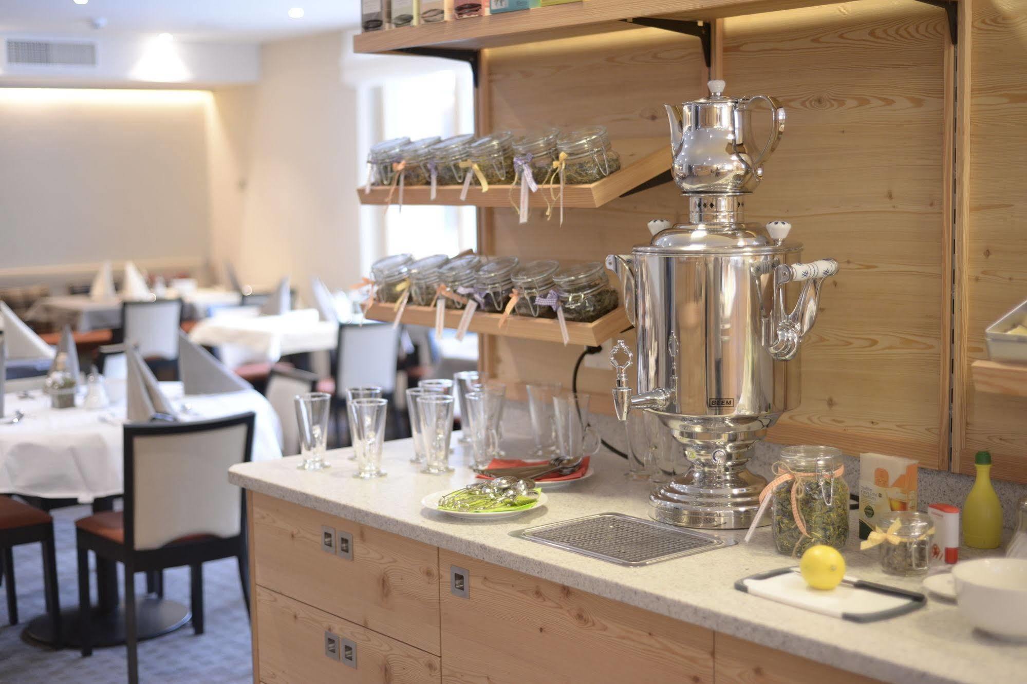 Alpenhotel Fleurs De 4*