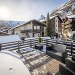 Haus Genepy