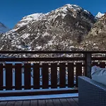 Basecamp Apartments
