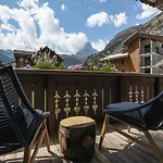 Village Apartment With Matterhorn View