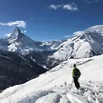 Modern Zermatt Apartment With Matterhorn View
