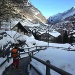Modern Zermatt Apartment With Matterhorn View