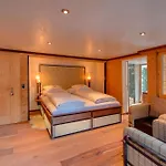 Self Check-In Chalet Rooms