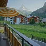 Chalet Fantasia