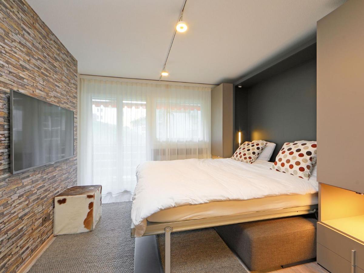Grillon-3 By Interhome