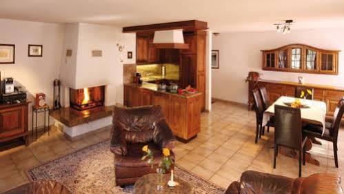 Haus Zer Weidu Apartamento Zermatt