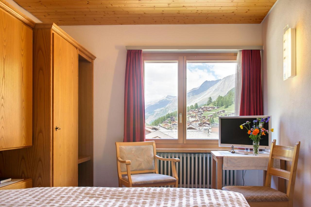 Hotel Parnass 3*