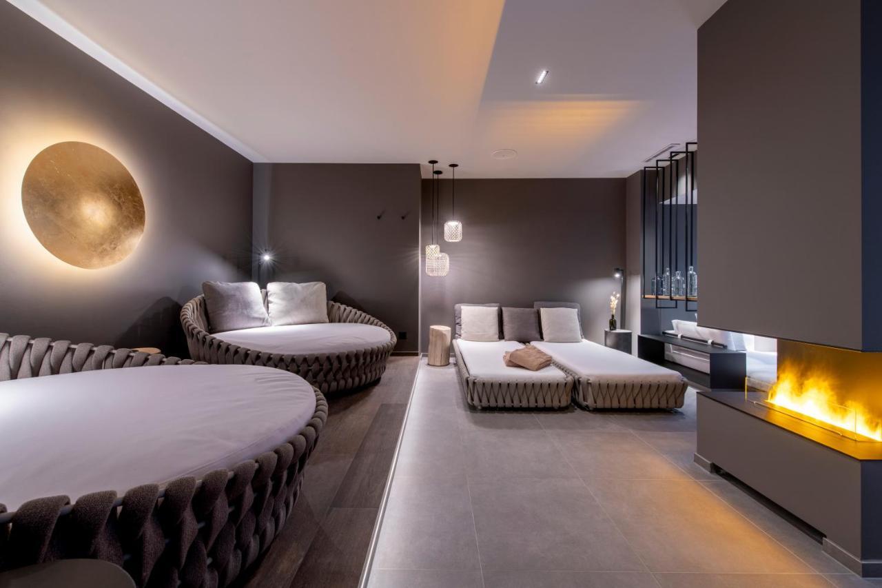 Chesa Valese Hotel