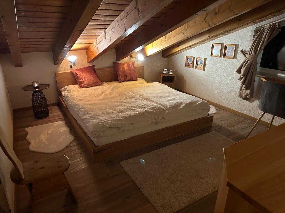 Apartment Dachwohnung Mit Charme Im Haus Luchre, *