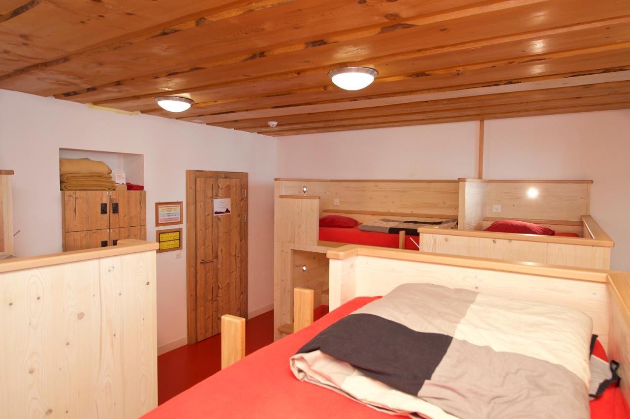 Bahnhof Hotel *