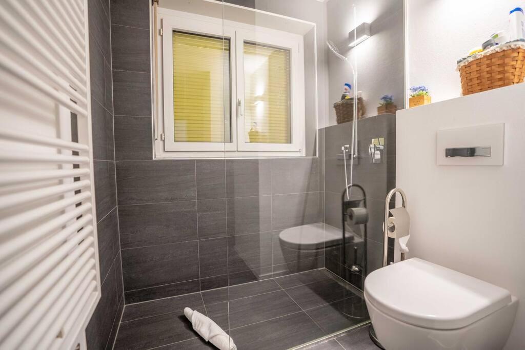 Moderne Mit Ausblick Und Viel Sonne Apartamento