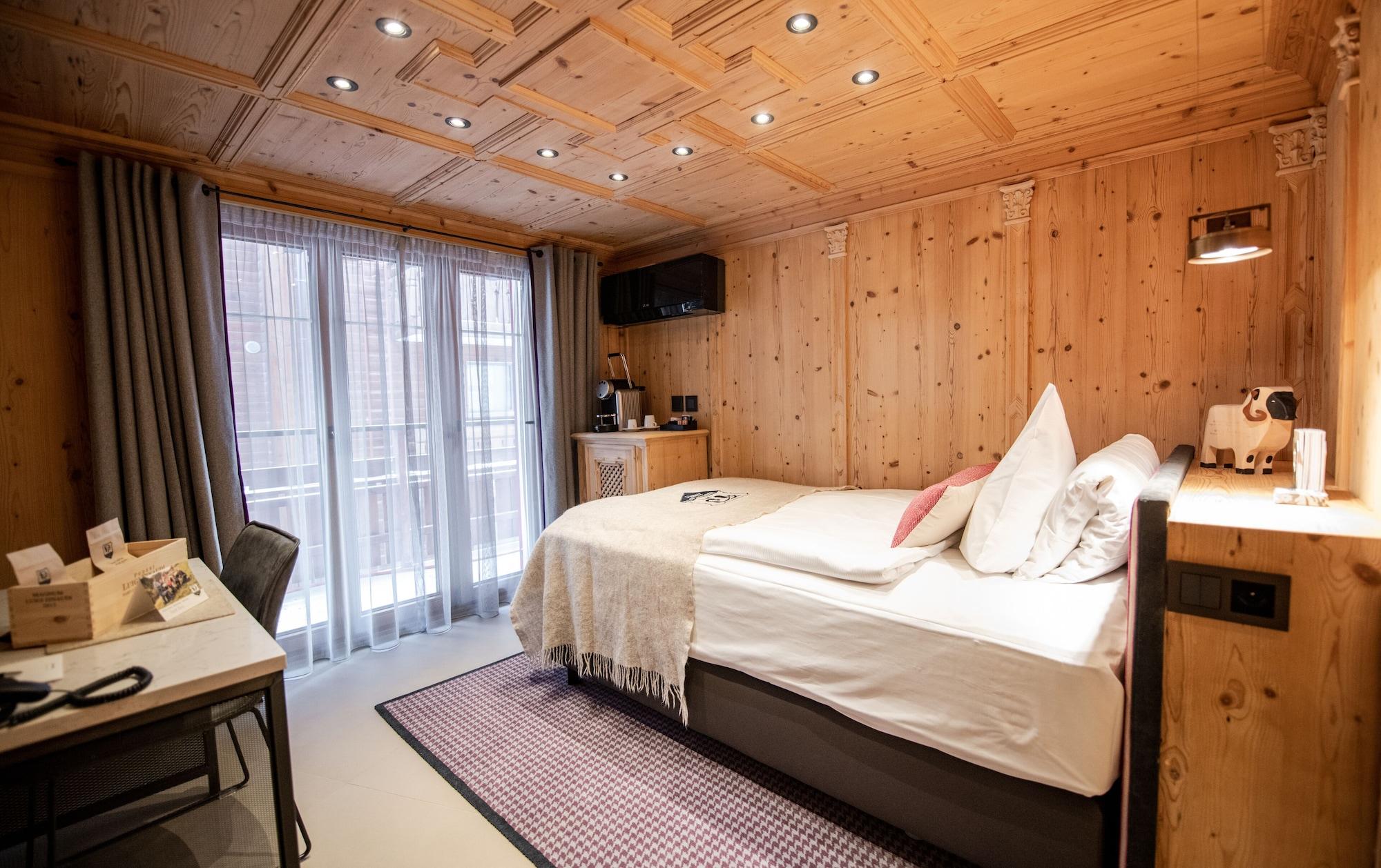 Tradition Julen Hotel 4*