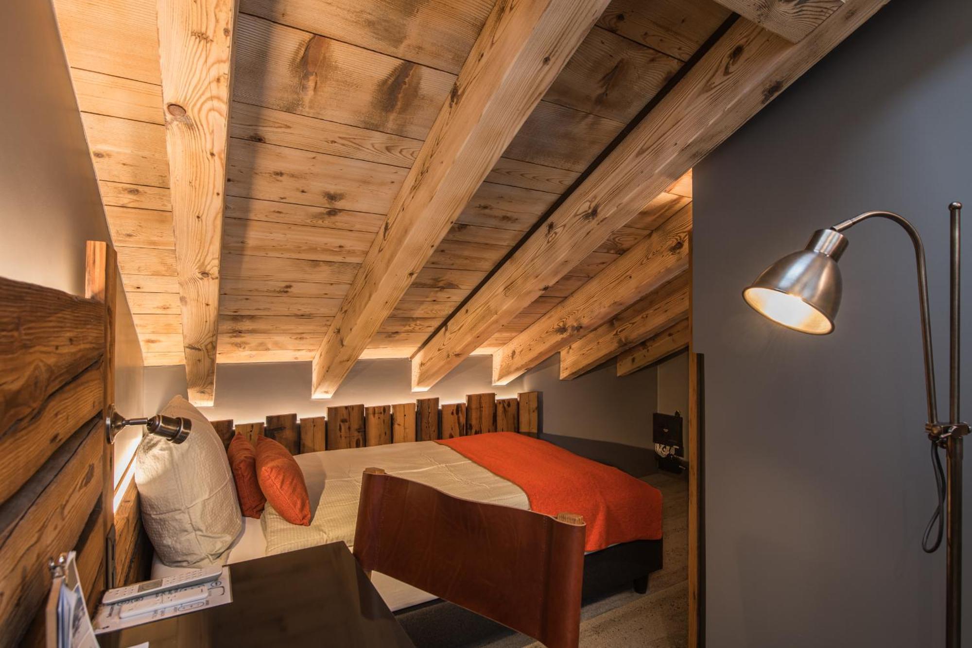 Hotel Basecamp