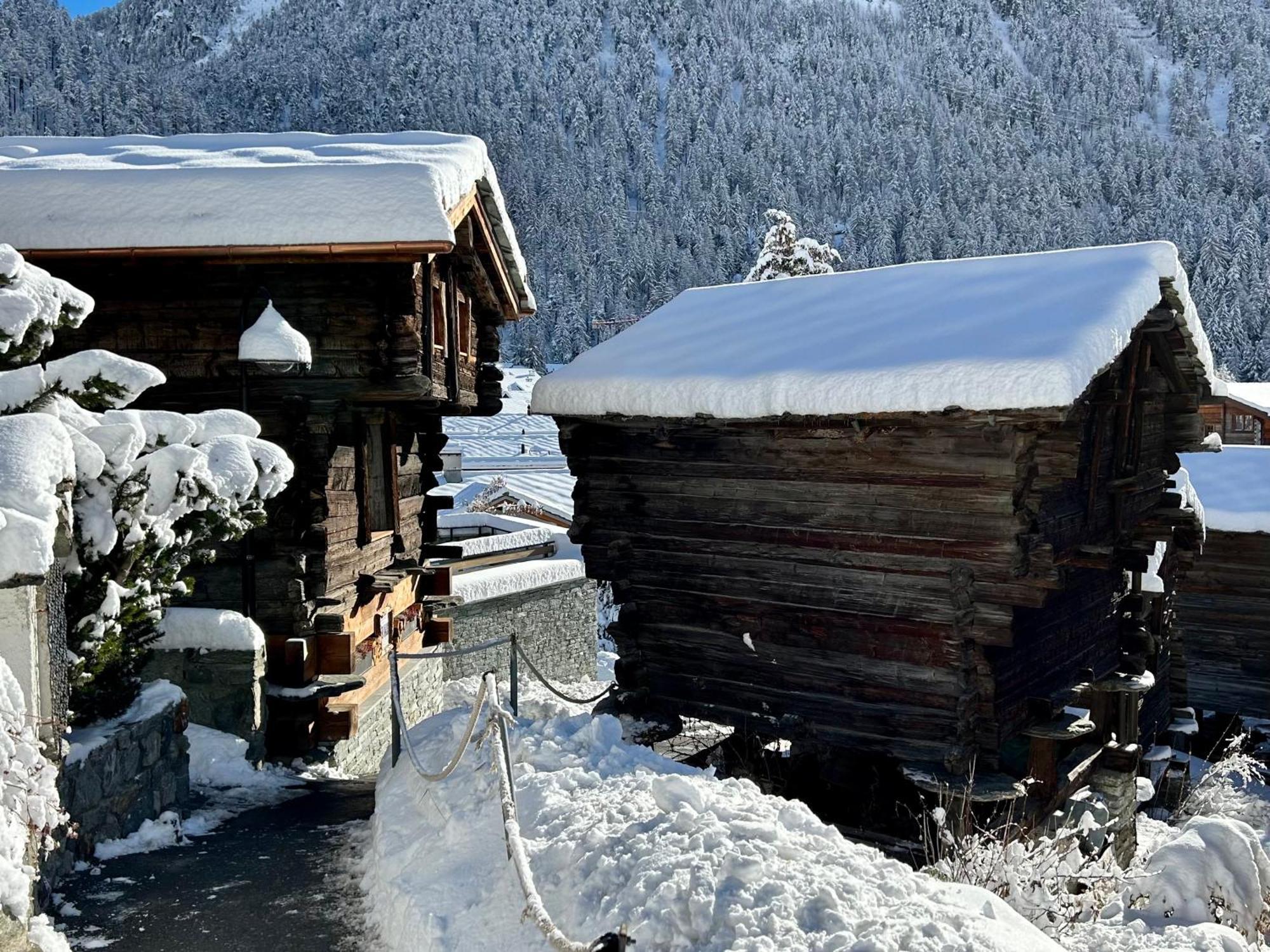 Coral Und Zermatter Stadel Zermatt