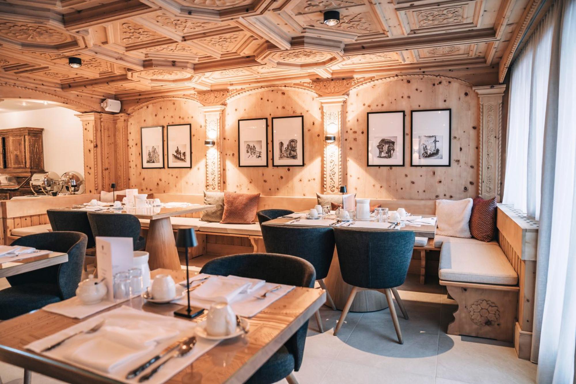 Swiss Alpine Allalin Hotel 4*
