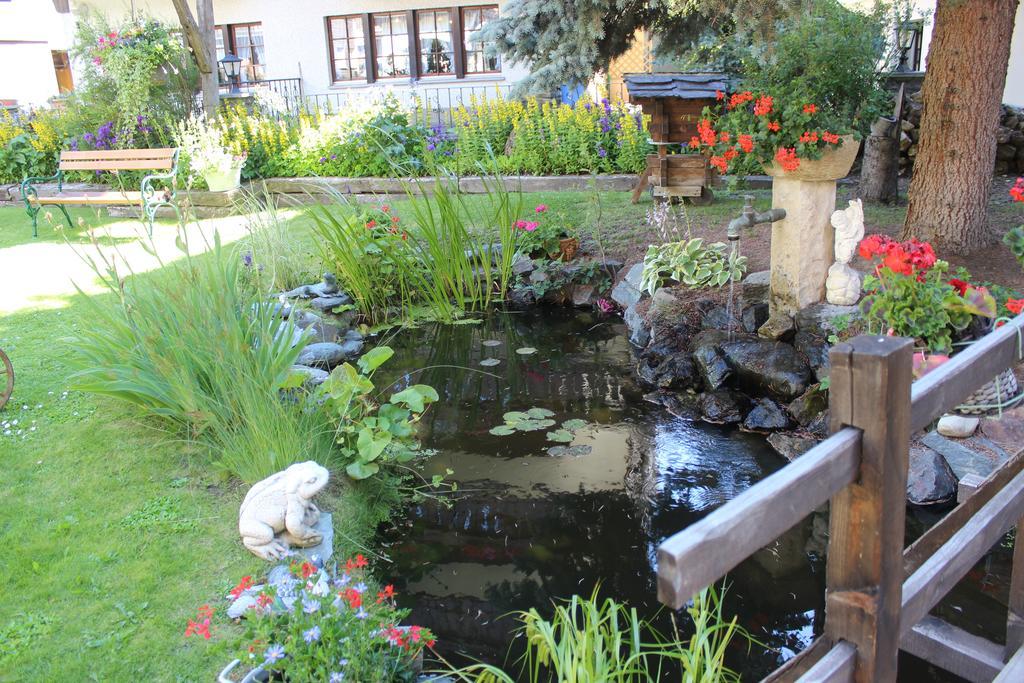 Hotel Chesa Valese 4*